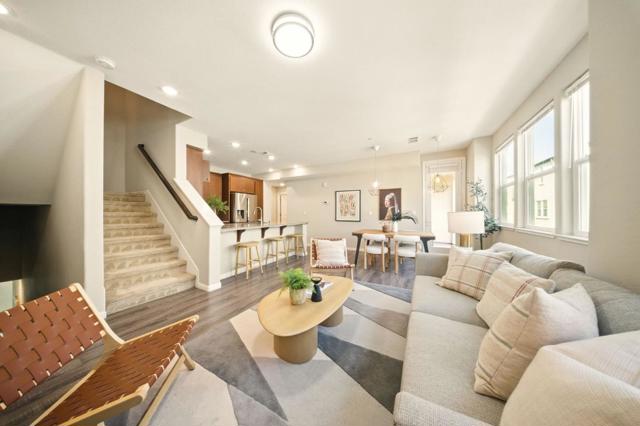 2086 Mahuron Circle, San Jose CA: https://media.crmls.org/mediaz/41abb891-5553-49ae-9b1d-2b706c30b5c7.jpg