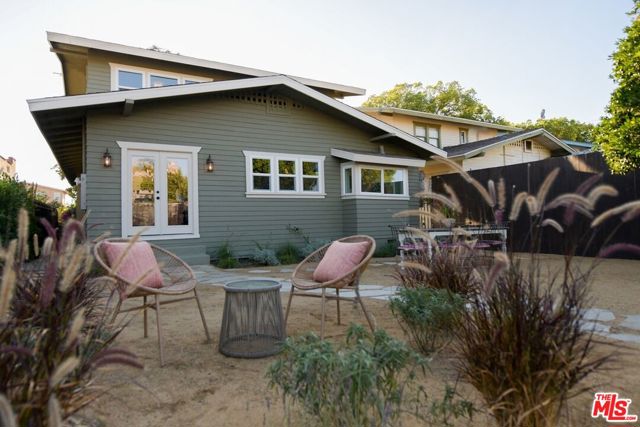 3816 S Harvard Boulevard, Los Angeles CA: https://media.crmls.org/mediaz/41ac98bc-f450-48f0-a1ff-cf3cd4bfeb85.jpg