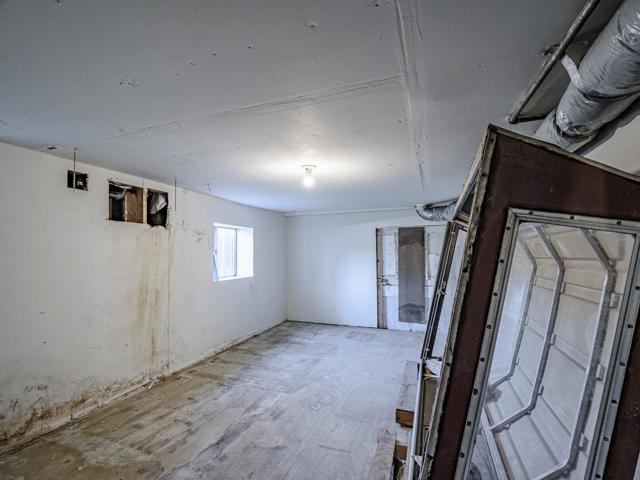 35 Sycamore Street, Watsonville CA: https://media.crmls.org/mediaz/41acd3aa-ce06-4b3c-811e-d1069bb5777c.jpg