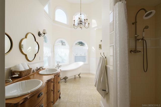 4860 62 Avocado Blvd, El Cajon CA: https://media.crmls.org/mediaz/41acecb5-1acf-43ce-9aef-e72848beae4e.jpg