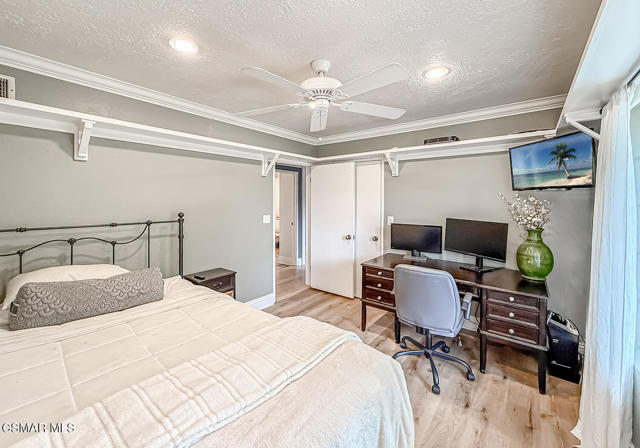 1888 El Monte Drive, Thousand Oaks CA: https://media.crmls.org/mediaz/41ae8f9a-d03e-4eb9-95a0-896e6a3a2fac.jpg