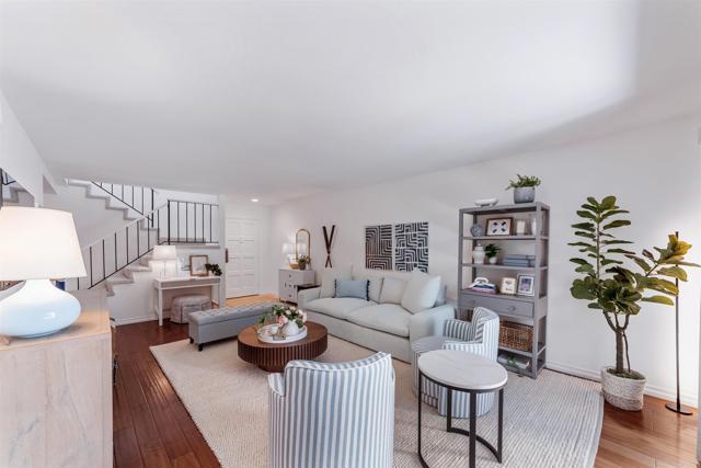 Detail Gallery Image 4 of 31 For 4670 Coralwood Cir, Carlsbad,  CA 92008 - 2 Beds | 2/1 Baths