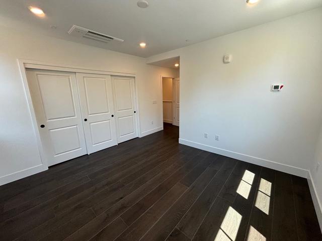 598 S Rengstorff Avenue, Mountain View CA: https://media.crmls.org/mediaz/41affde9-8fce-461a-841b-bbb9e8c1dc85.jpg