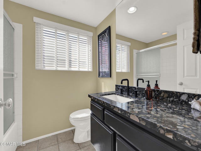 5426 Cedarhaven Drive, Agoura Hills CA: https://media.crmls.org/mediaz/41b13203-0571-41fb-baa8-24604dd0a1bd.jpg