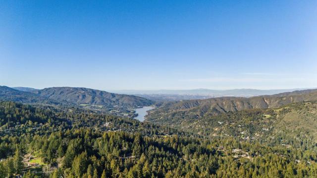 23185 Old Santa Cruz Highway, Los Gatos CA: https://media.crmls.org/mediaz/41b2c88e-9c5c-49f8-9f12-663ced785f79.jpg