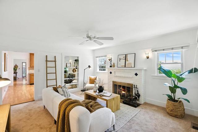 333 Stanford Avenue, Palo Alto CA: https://media.crmls.org/mediaz/41b2d0f3-6202-4645-946a-7b84da748cfd.jpg