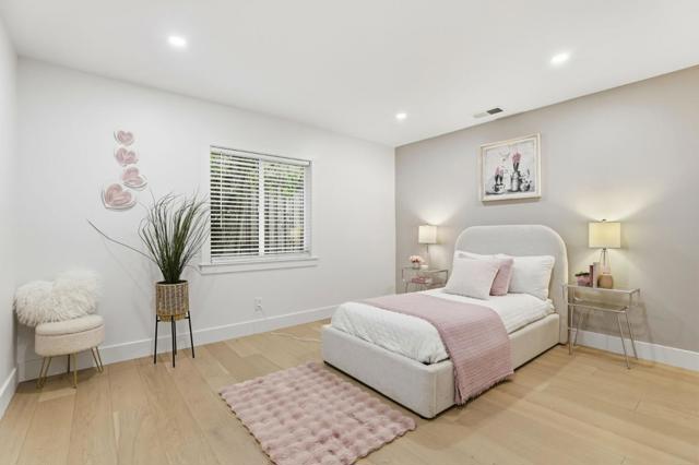 3109 Maddux Drive, Palo Alto CA: https://media.crmls.org/mediaz/41b39b9f-1d93-4b7f-abe2-dc4ee466b02d.jpg