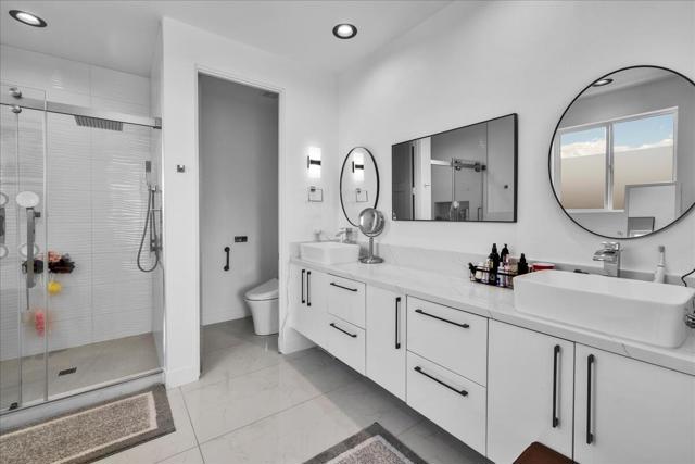 Image 22 of 41 For 11635 Upland Way