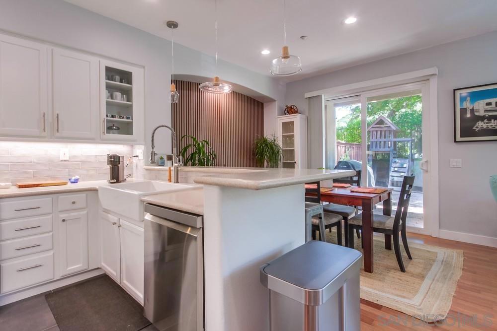 MLS #250026575SD img 16