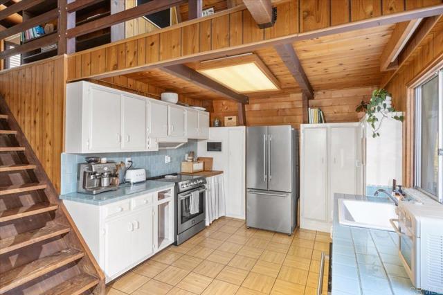 1482 Wilt Rd., Fallbrook CA: https://media.crmls.org/mediaz/41b58bdc-2441-4a64-8bf6-42192f77a8d6.jpg