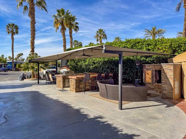 80394 Ave 48, Indio CA: https://media.crmls.org/mediaz/41b62352-b4f3-42fd-8cb5-b92897fb46cf.jpg