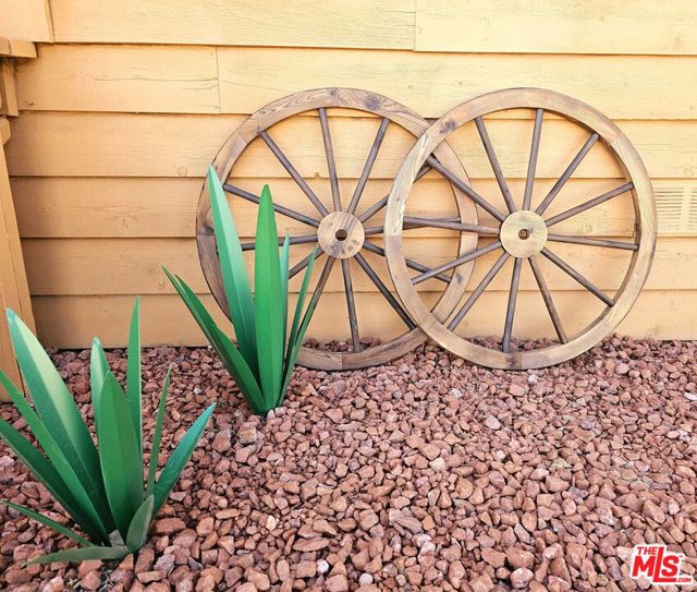 3838 Indian Cove Road,  CA: https://media.crmls.org/mediaz/41b64dbf-b7e9-45fe-995d-7dbfc7b5361b.jpg