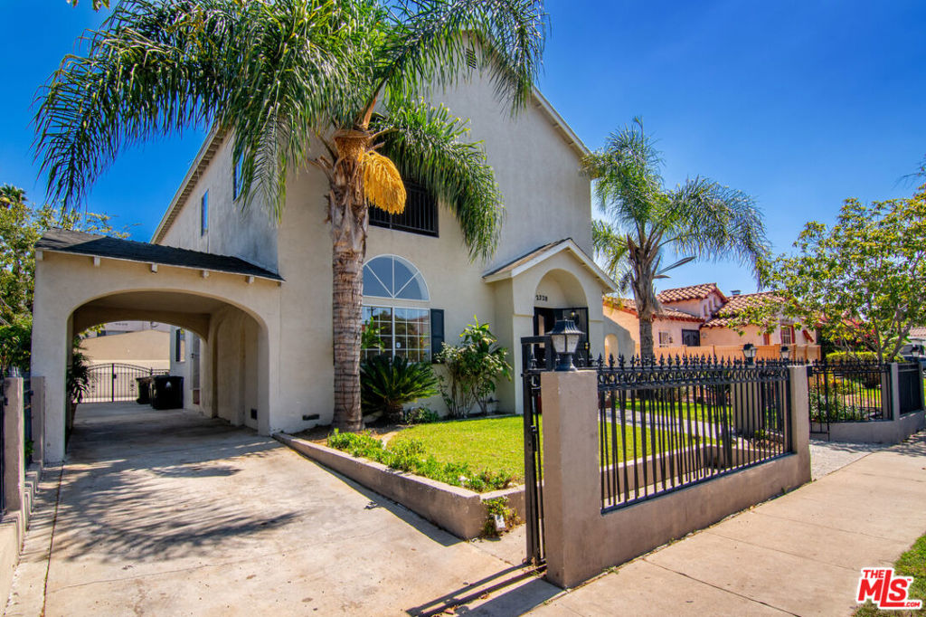 2328 S Holt Avenue, Los Angeles, CA 90034