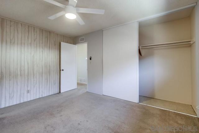 5215 Palmyra Ave, San Diego CA: https://media.crmls.org/mediaz/41b74fb4-077d-4f65-8cb1-ff40f6c1d391.jpg