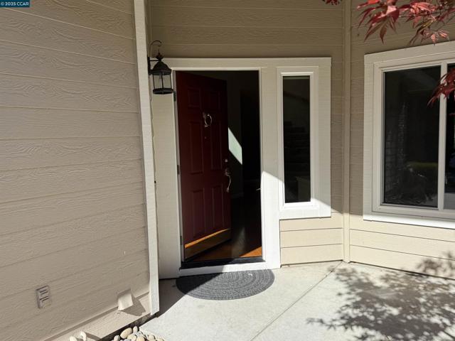 600 Bourne Ct, Danville CA: https://media.crmls.org/mediaz/41b8188f-dfc3-4bf2-ae95-f84bcc39003d.jpg