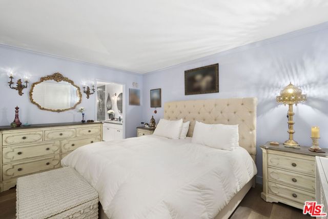 9061 Keith Avenue, West Hollywood CA: https://media.crmls.org/mediaz/41ba467b-7723-4cfb-8635-837c583f4906.jpg