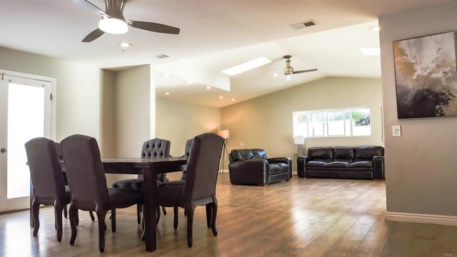 Detail Gallery Image 5 of 20 For 9011 Joan St, Spring Valley,  CA 91977 - 4 Beds | 4 Baths