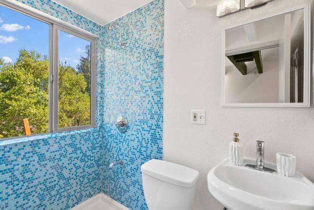 120 Pinta Court, Los Gatos CA: https://media.crmls.org/mediaz/41bb3ce7-d975-4bba-a6ec-155348e5f235.jpg