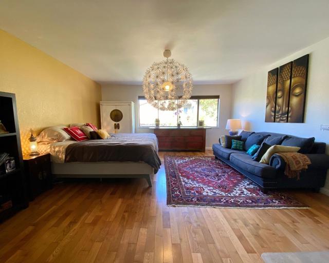 1119 Royal Lane, San Carlos CA: https://media.crmls.org/mediaz/41bbd966-7287-475e-b3bc-1bd3a11bf96c.jpg