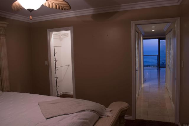 1200 N Harbor Drive, Oceanside CA: https://media.crmls.org/mediaz/41bbfa35-2749-4314-aa17-c287db6675ab.jpg