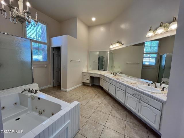 29160 Oakpath Drive, Agoura Hills CA: https://media.crmls.org/mediaz/41bcd553-97d6-48c1-b88b-754ead4338f4.jpg