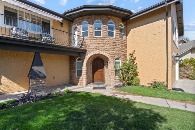 2859 Broken Oak Court, San Jose CA: https://media.crmls.org/mediaz/41bdceba-39d8-479f-96dd-06268aa6d703.jpg