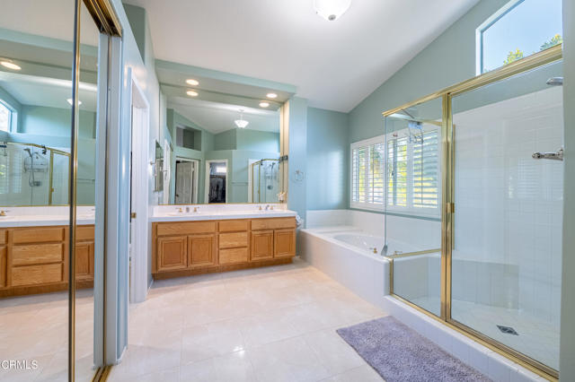 Detail Gallery Image 18 of 24 For 621 Hawks Bill Pl, Simi Valley,  CA 93065 - 4 Beds | 3 Baths