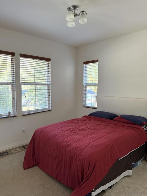 3177 Katharine Dr, Escondido CA: https://media.crmls.org/mediaz/41bde87f-55e1-41ef-ac31-cfd7bc52d8f5.jpg