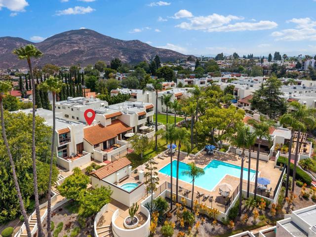 7328 Caminito Carlotta, San Diego CA: https://media.crmls.org/mediaz/41bdec8e-1268-4c31-9978-a2a5e33a49a9.jpg