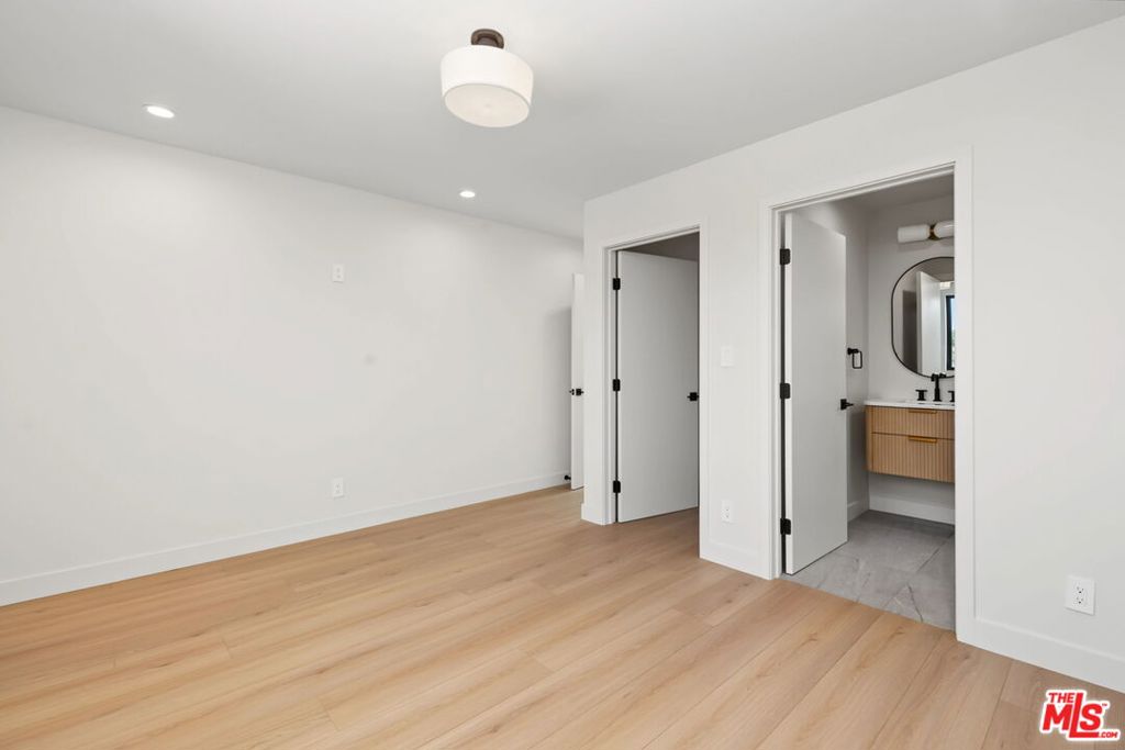 MLS #26868641 image #16
