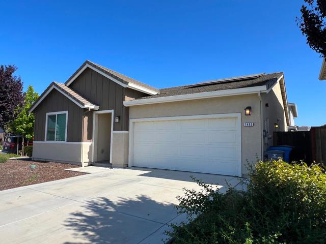 1460 Waterwheel Lane, Hollister CA: https://media.crmls.org/mediaz/41bec42d-b9f3-41d4-aa52-0e2309da2304.jpg