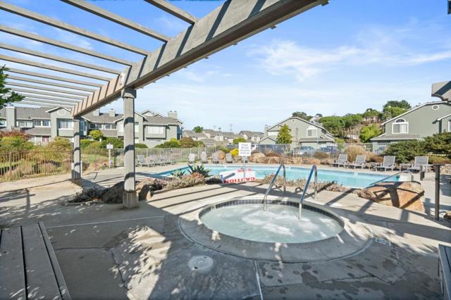156 Treeview Drive, Daly City CA: https://media.crmls.org/mediaz/41bf7194-a03c-4ecd-8636-e82ade75a486.jpg