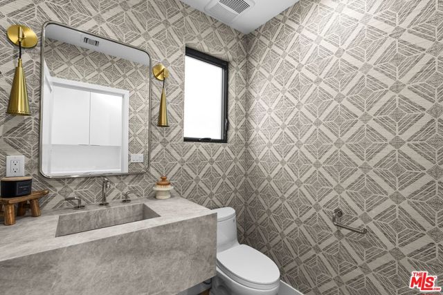 Drew Fenton | 913 N Beverly Glen Boulevard Bel Air CA | MLS: 7435670 Drew Fenton | 913 N Beverly Glen Boulevard Bel Air CA | MLS: 7435670