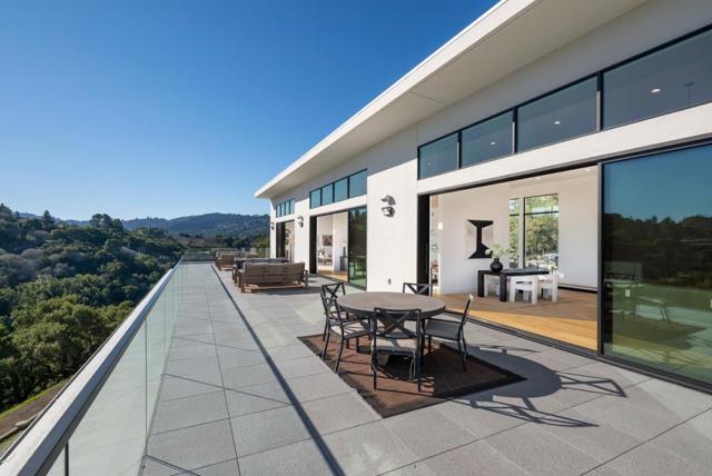 45 Calaveras Court, Hillsborough CA: https://media.crmls.org/mediaz/41c0e9ae-0943-4363-9e04-b275ad031431.jpg