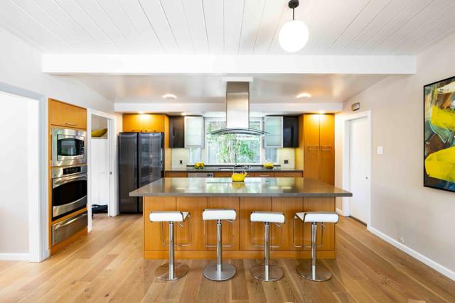 868 Somerset Drive, Sunnyvale CA: https://media.crmls.org/mediaz/41c166ea-b01f-435b-aaa2-3c32d7ac616d.jpg