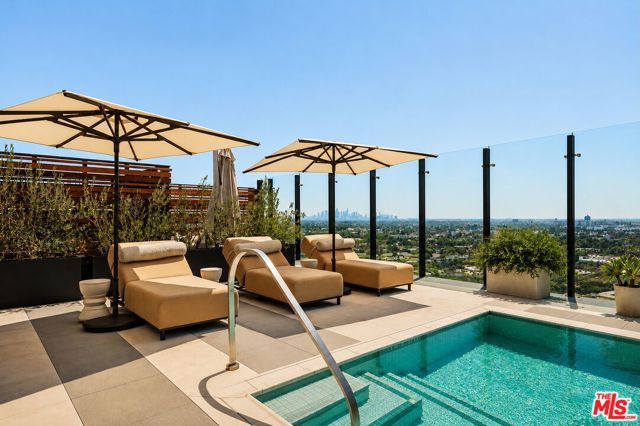 8420 West Sunset Boulevard, 107 photo 29