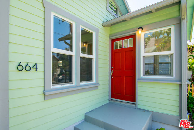 664 Marine Street photo 3
