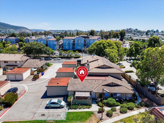 1634 Grandon Ave, San Marcos CA: https://media.crmls.org/mediaz/41c29de7-c824-4d4f-9f8e-f972b9f6c382.jpg