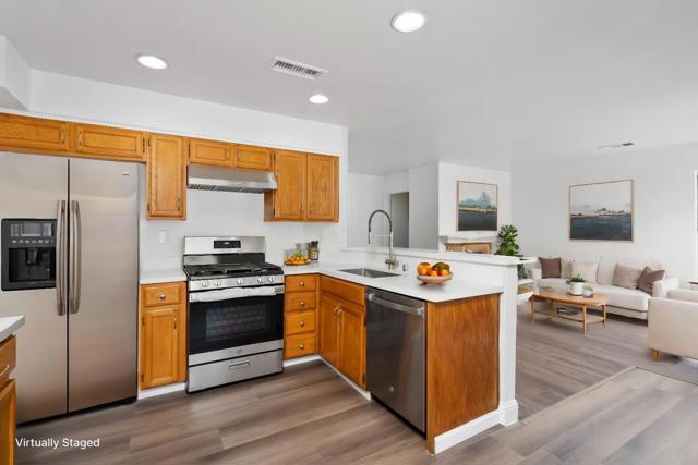 330 Carousel Drive, Vallejo CA: https://media.crmls.org/mediaz/41c30dc5-a3ab-46ec-8ec1-333107bf4c2e.jpg