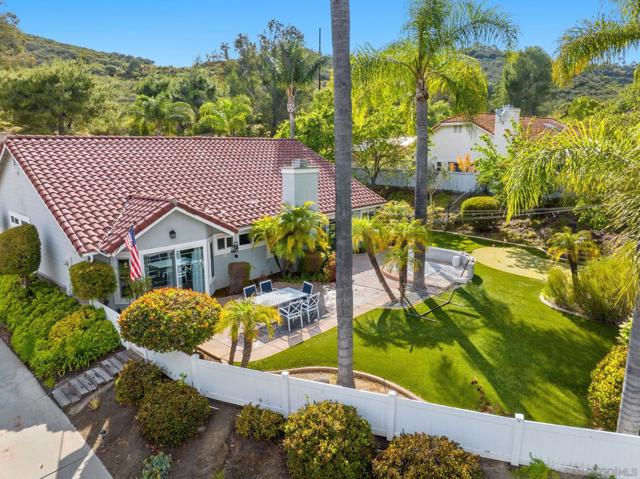 2241 Willowbrook St, Escondido CA: https://media.crmls.org/mediaz/41c39ba2-16b1-4461-8ad0-7a316bec66aa.jpg