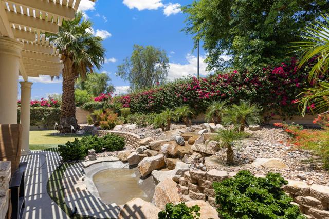 81438 Avenida Altamira, Indio CA: https://media.crmls.org/mediaz/41c40624-6353-485f-9b79-0b41b595e05c.jpg