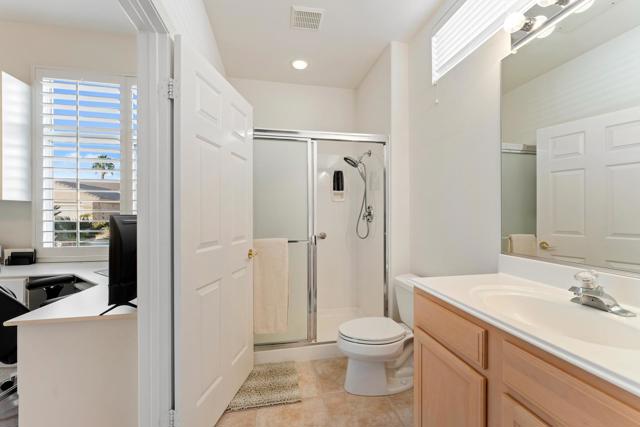 78325 Cloveridge Way, Palm Desert CA: https://media.crmls.org/mediaz/41c4bd5f-5b3e-4f93-86b8-c540ece8bc1c.jpg