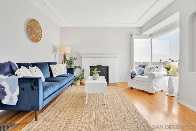 4467 Long Branch Ave, San Diego CA: https://media.crmls.org/mediaz/41c4ef3d-0bba-4423-8c3e-4b189a863c11.jpg