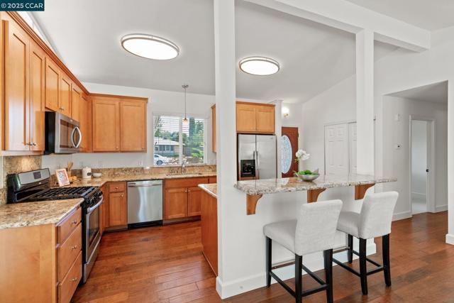 3249 Claudia Dr, Concord CA: https://media.crmls.org/mediaz/41c4f71c-4a51-4061-a127-74b032a9bb5a.jpg