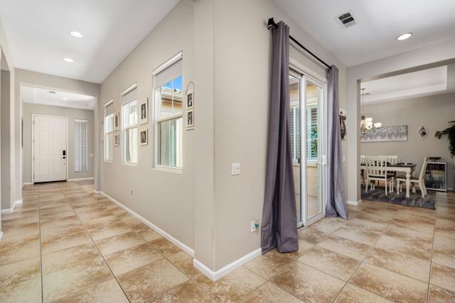 40844 Piazza Del Paradiso, Indio CA: https://media.crmls.org/mediaz/41c55f35-3dec-421d-9aa2-01dd25e00404.jpg