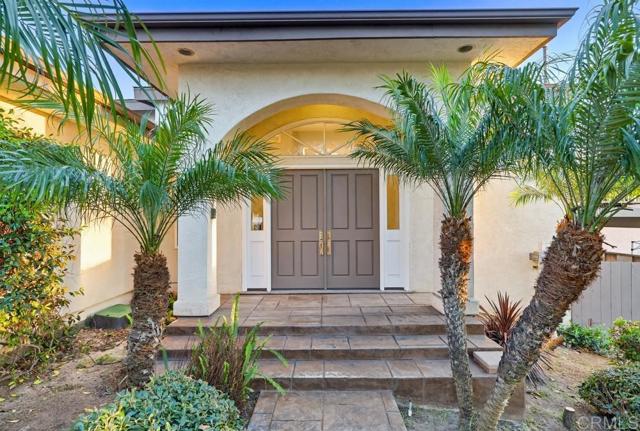 Detail Gallery Image 5 of 70 For 3539 Mount Laurence Dr, San Diego,  CA 92117 - 4 Beds | 3 Baths