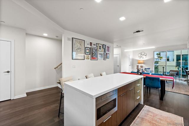 2875 B Street, San Diego CA: https://media.crmls.org/mediaz/41c5989b-2561-4f37-a74e-71a7404c18f0.jpg