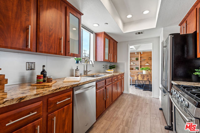 1914 Selby Avenue, Los Angeles CA: https://media.crmls.org/mediaz/41c5a5da-df23-4bd2-9ccd-fee89ce6394e.jpg