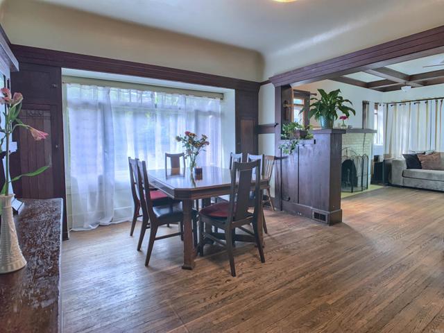 2120 Pine Street, San Diego CA: https://media.crmls.org/mediaz/41c5e7de-a50f-47be-9d9d-760d57828bea.jpg