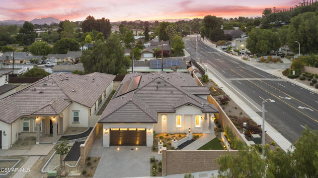 361 Toyon Court, Thousand Oaks CA: https://media.crmls.org/mediaz/41c652c9-e55e-4c48-9833-3093f101de5e.jpg